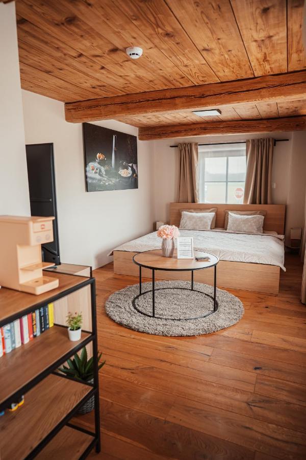 Kocbek Since 1929 Apartment Sveti Jurij ob Scavnici ภายนอก รูปภาพ