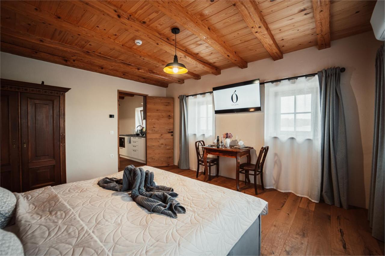 Kocbek Since 1929 Apartment Sveti Jurij ob Scavnici ภายนอก รูปภาพ